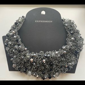 Gorgeous statement necklace